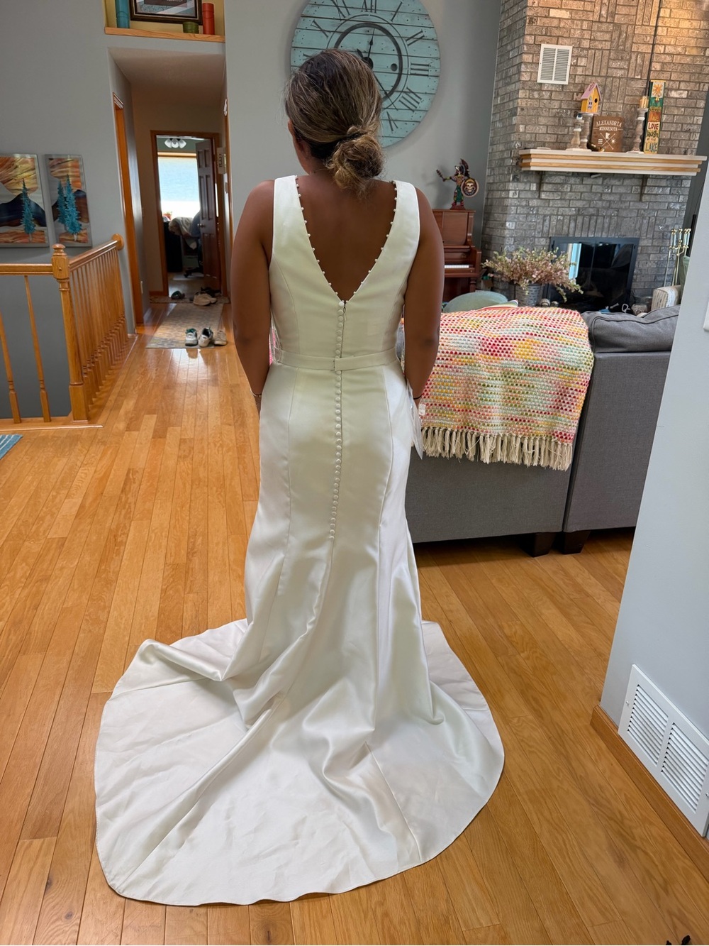 Elegant White V-Neck Satin Bridal Gown